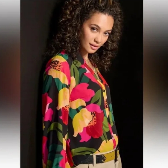 Cabi Flora Blouse Fall 2023 - Picture 2 of 4